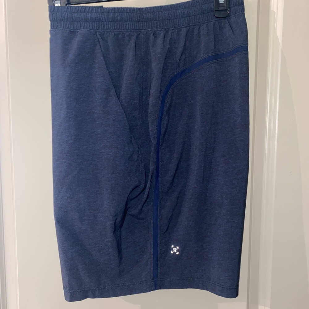 Lululemon Pace Breaker Men’s Liner Shorts 9” [size XL] Blue